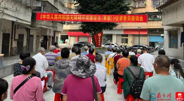 小賣部的“大聲量”｜中國式民主，一個都不能少